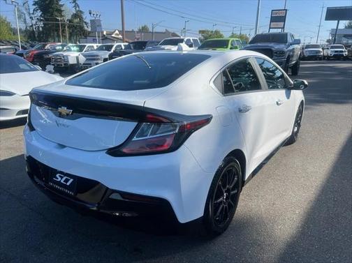 2018 Chevrolet Volt LT