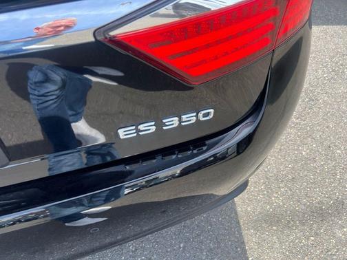Obsidian 2015 Lexus ES 350 Base