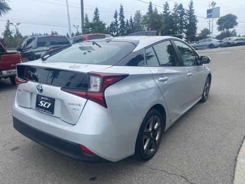 2019 Toyota Prius L
