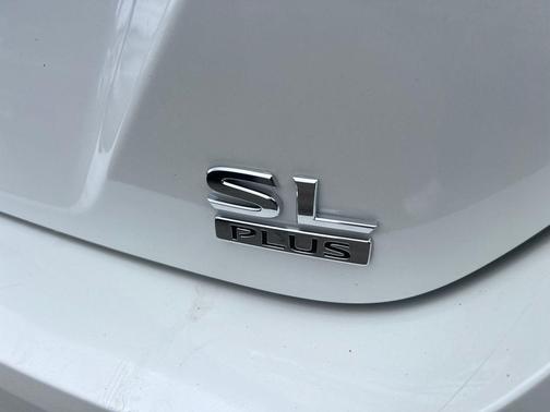 2-Tone White/Black 2021 Nissan Leaf SL PLUS 62 kWh
