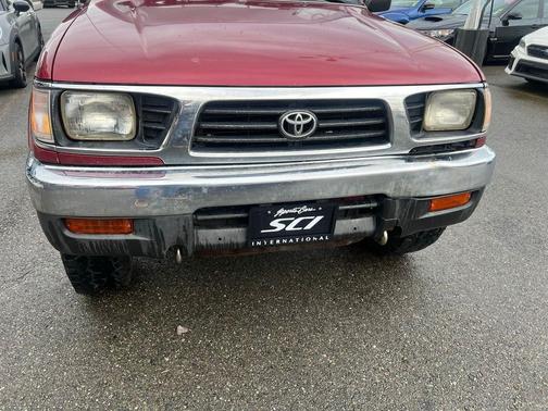 1995 Toyota Tacoma Base