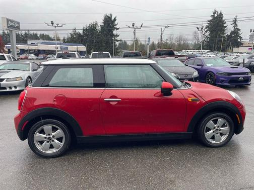 2016 MINI Hardtop Cooper