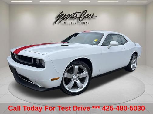 Bright White Clearcoat 2014 Dodge Challenger SXT