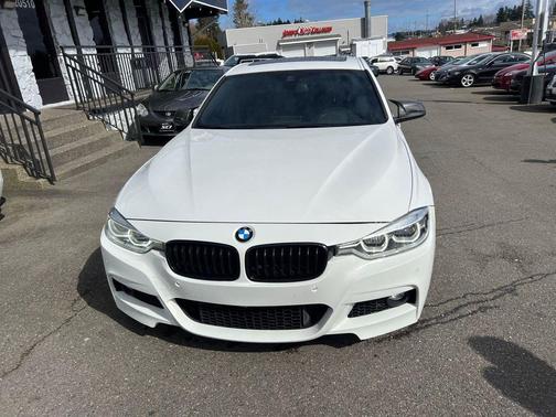 Alpine White 2017 BMW 340 340i