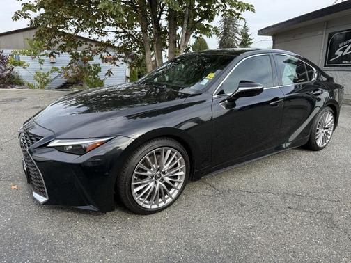 2022 Lexus IS 300 Base
