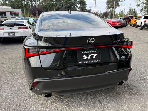 2022 Lexus IS 300 Base