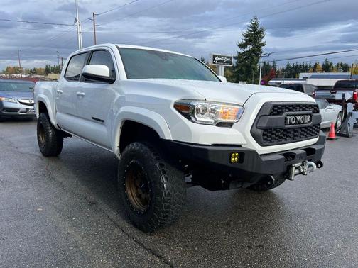 2020 Toyota Tacoma SR5