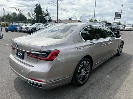 2020 BMW 740 740i