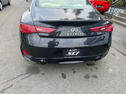 Midnight Black 2017 INFINITI Q60 3.0T Premium