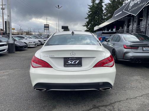 2017 Mercedes-Benz CLA 250 Base