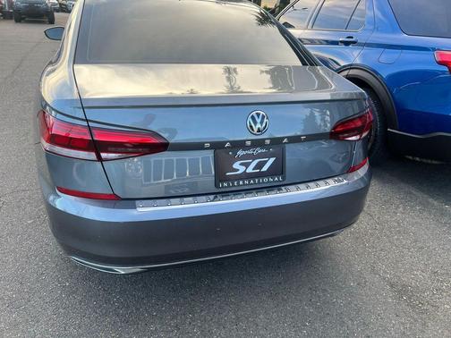 2021 Volkswagen Passat 2.0T SE