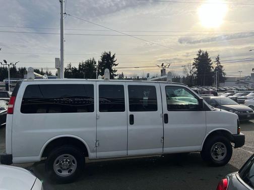 2010 Chevrolet Express 3500 LS