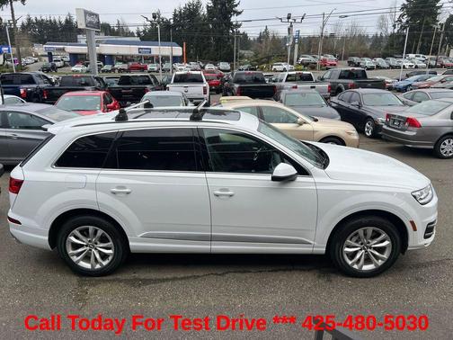Tofana White Crystal Effect 2017 Audi Q7 2.0T Premium