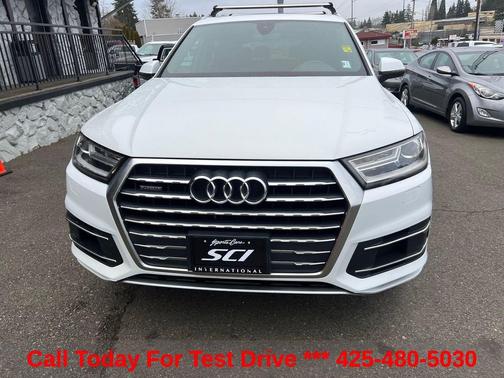 Tofana White Crystal Effect 2017 Audi Q7 2.0T Premium