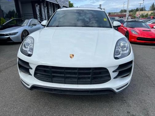 2015 Porsche Macan Turbo