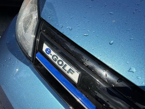 2016 Volkswagen e-Golf SE