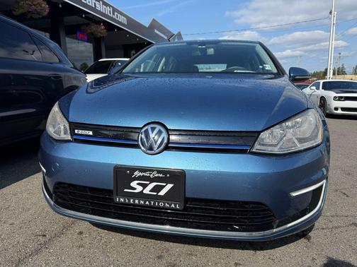 2016 Volkswagen e-Golf SE