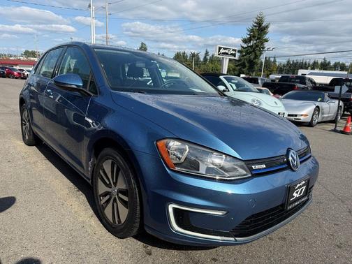 2016 Volkswagen e-Golf SE