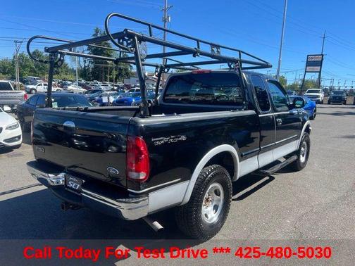 Black Clearcoat 1998 Ford F-150 XLT