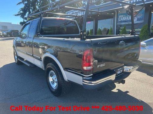 Black Clearcoat 1998 Ford F-150 XLT