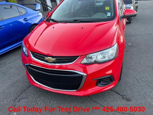 Red Hot 2020 Chevrolet Sonic FWD Hatchback 1FL 5-Door