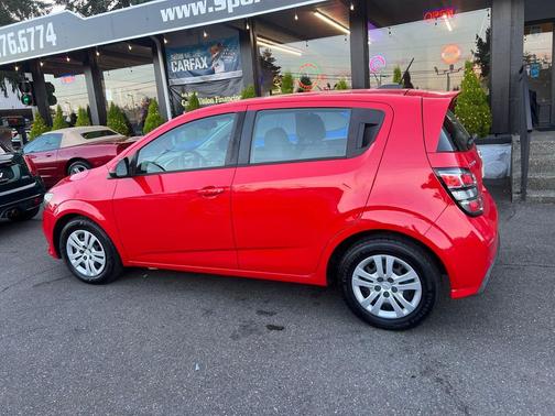 Red Hot 2020 Chevrolet Sonic FWD Hatchback 1FL 5-Door