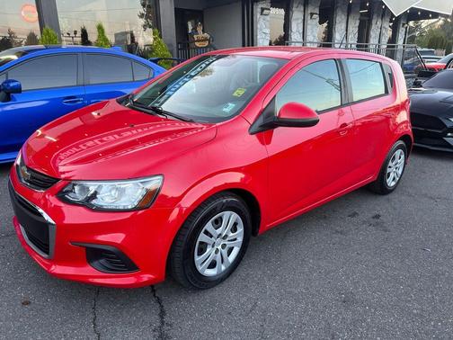 Red Hot 2020 Chevrolet Sonic FWD Hatchback 1FL 5-Door