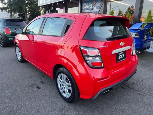 Red Hot 2020 Chevrolet Sonic FWD Hatchback 1FL 5-Door