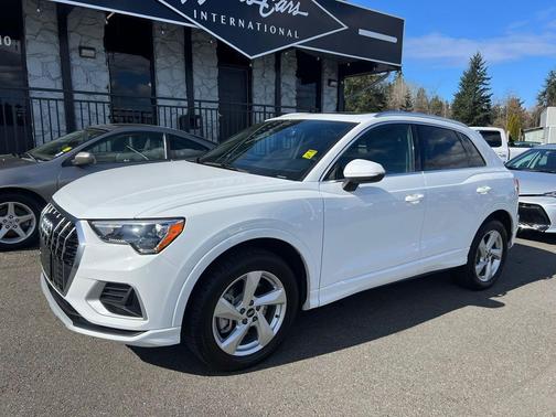 White 2021 Audi Q3 40 Premium