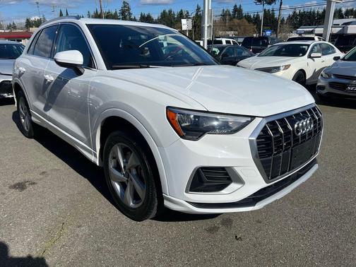 White 2021 Audi Q3 40 Premium