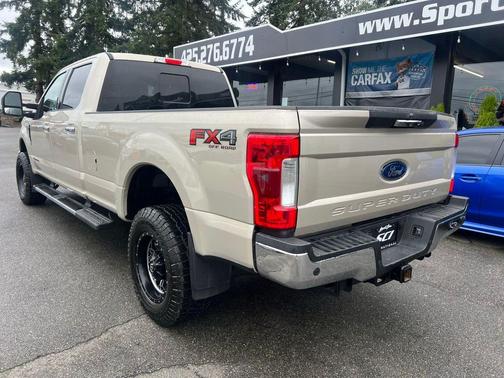 White Gold Metallic 2017 Ford F-350 Lariat