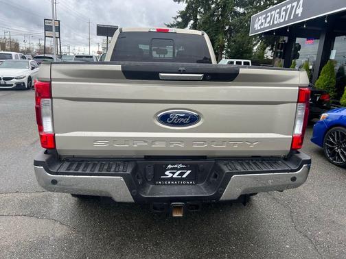 White Gold Metallic 2017 Ford F-350 Lariat