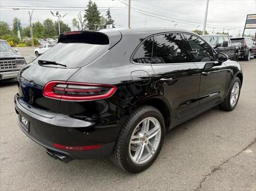 2017 Porsche Macan Base