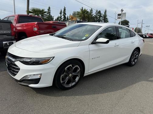 2022 Chevrolet Malibu FWD LT