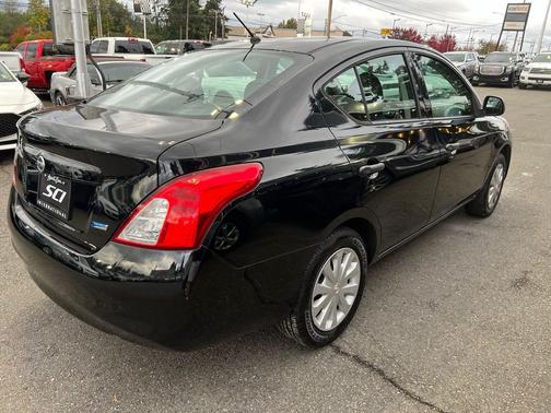 2014 Nissan Versa 1.6 S
