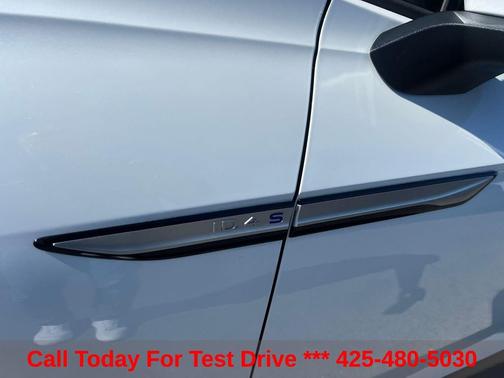 Opal White 2023 Volkswagen ID.4 S