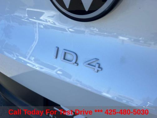 Opal White 2023 Volkswagen ID.4 S