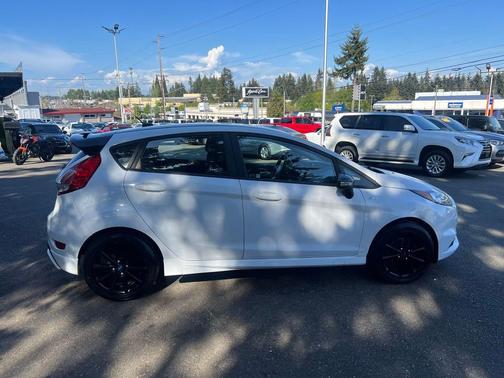 Oxford White 2019 Ford Fiesta ST Line