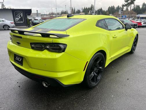 Shock 2020 Chevrolet Camaro 2SS