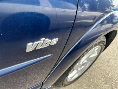 2007 Pontiac Vibe Base