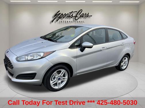 Ingot Silver 2017 Ford Fiesta SE