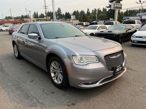 2017 Chrysler 300C Base