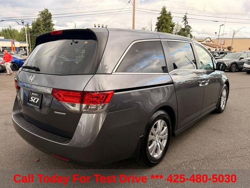 Lunar Silver Metallic 2016 Honda Odyssey SE