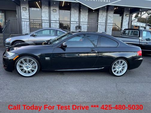 Black Sapphire Metallic 2011 BMW 335 335is