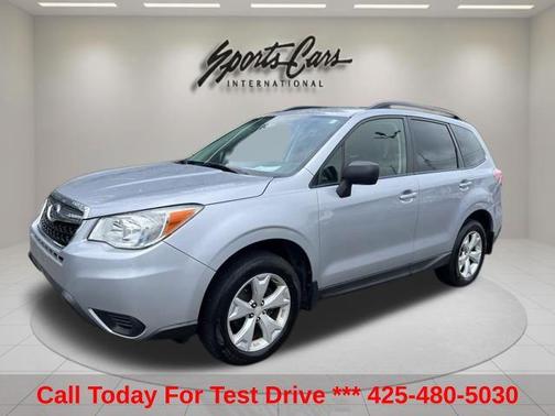 Ice Silver Metallic 2016 Subaru Forester 2.5i