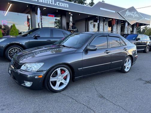 2002 Lexus IS 300 Base