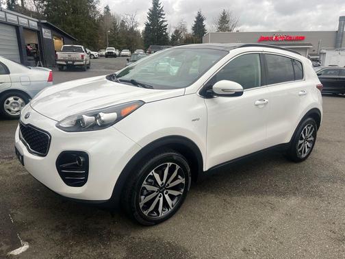 Snow White Pearl 2019 Kia Sportage EX