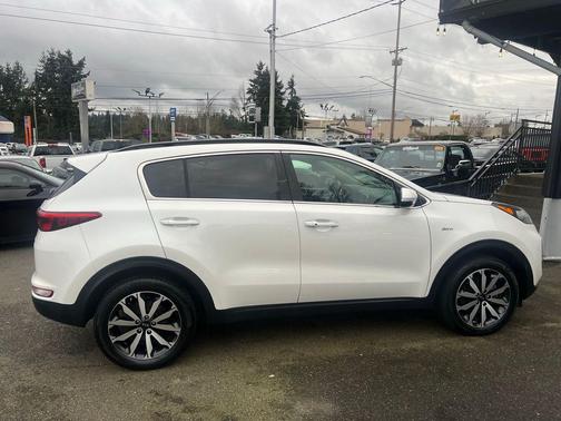 Snow White Pearl 2019 Kia Sportage EX