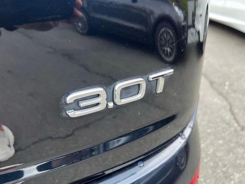 2017 Audi Q7 3.0T Premium