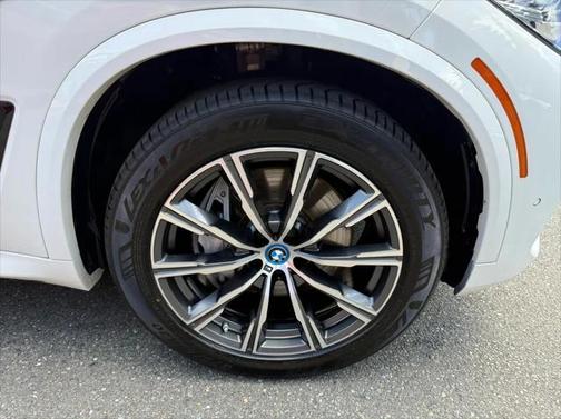 2022 BMW X5 PHEV xDrive45e